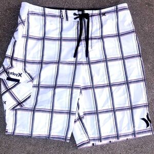 Hurley men’s board shorts. Small